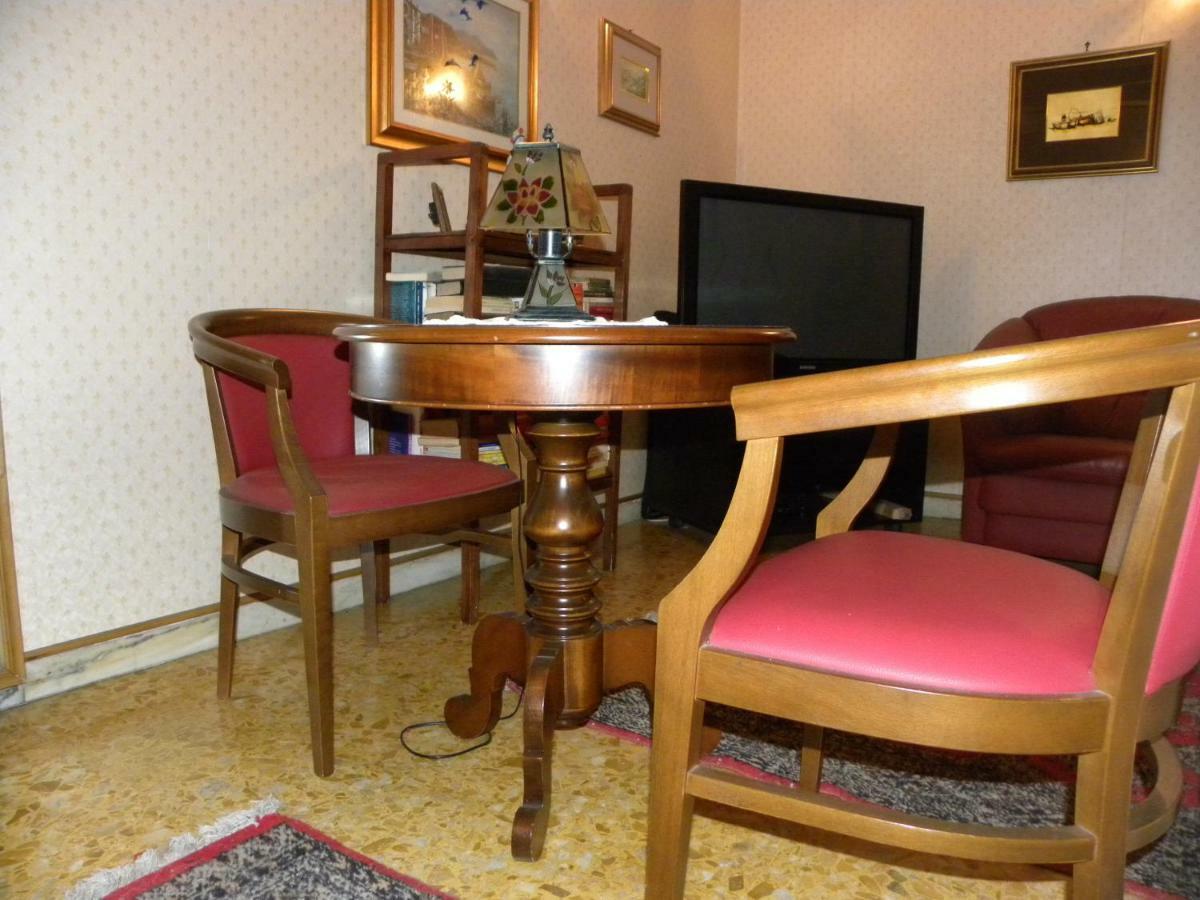 Hotel Nuovo Diana Napoli Dış mekan fotoğraf
