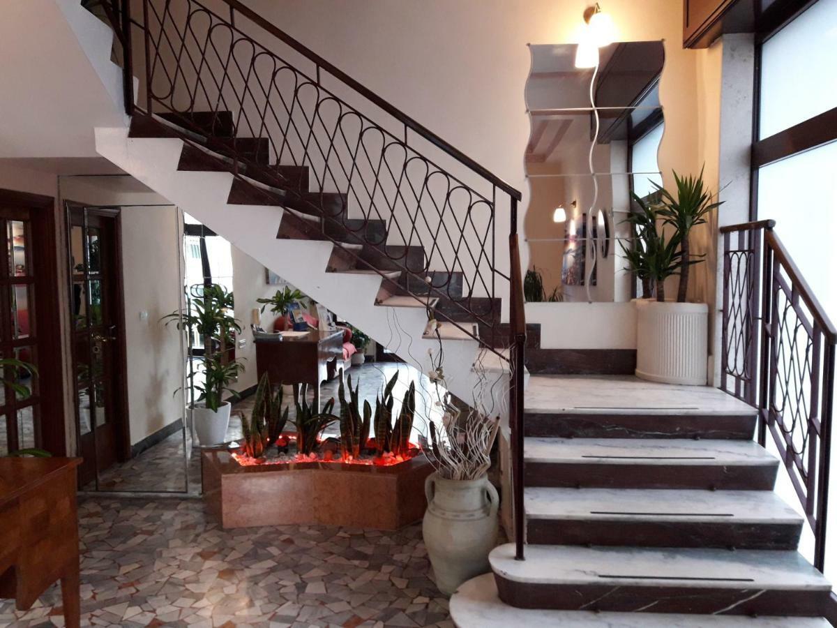 Hotel Nuovo Diana Napoli Dış mekan fotoğraf